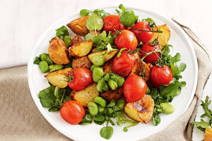 Crunchy roast potato and tomato salad