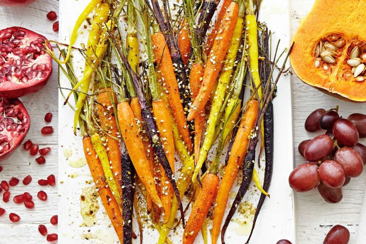 Dukkah rainbow carrots