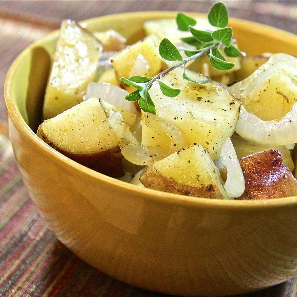 Microwaved Potatoes and Onion